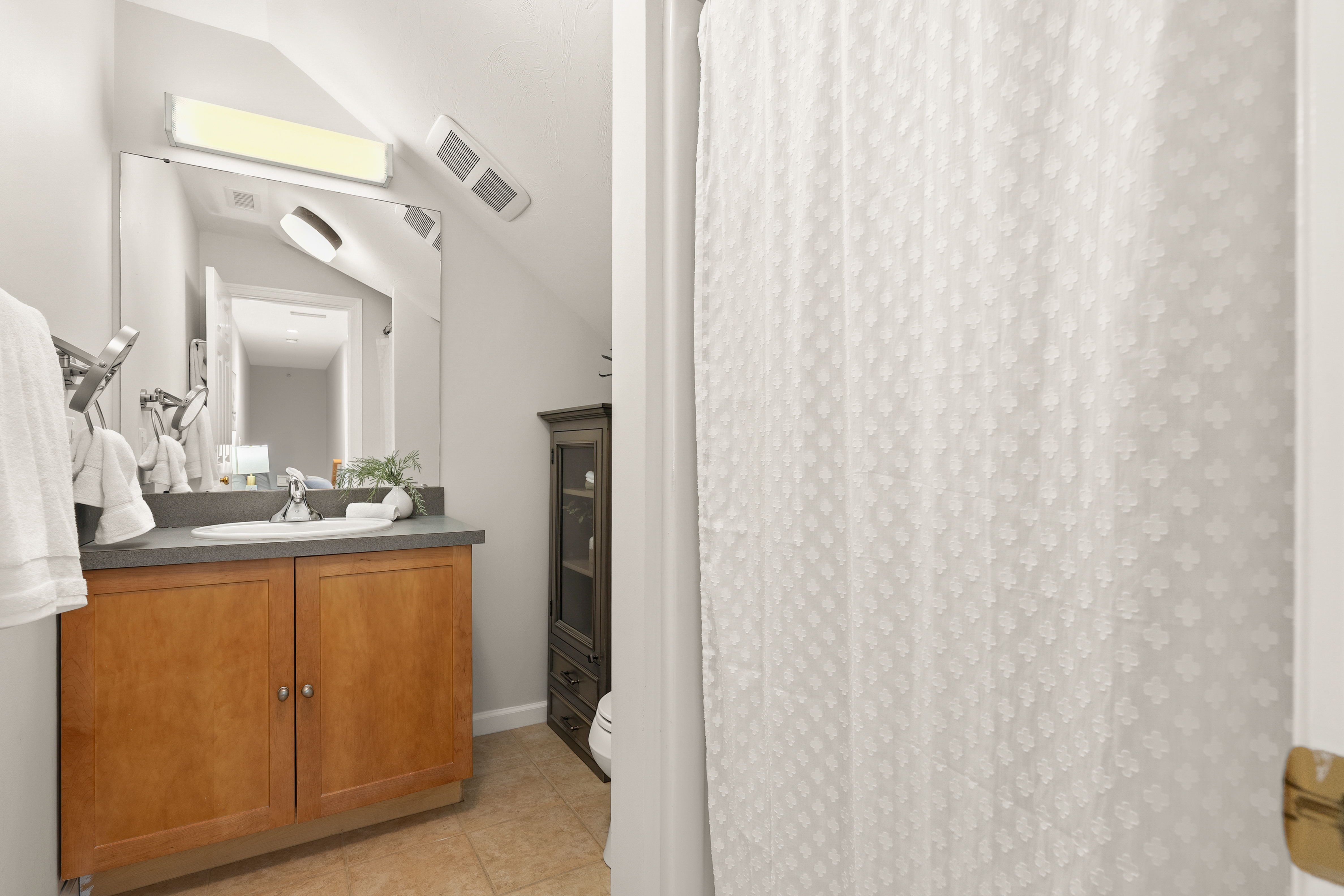  11 Russell Place, unit 11, Arlington, MA, 02474 - 物件實景