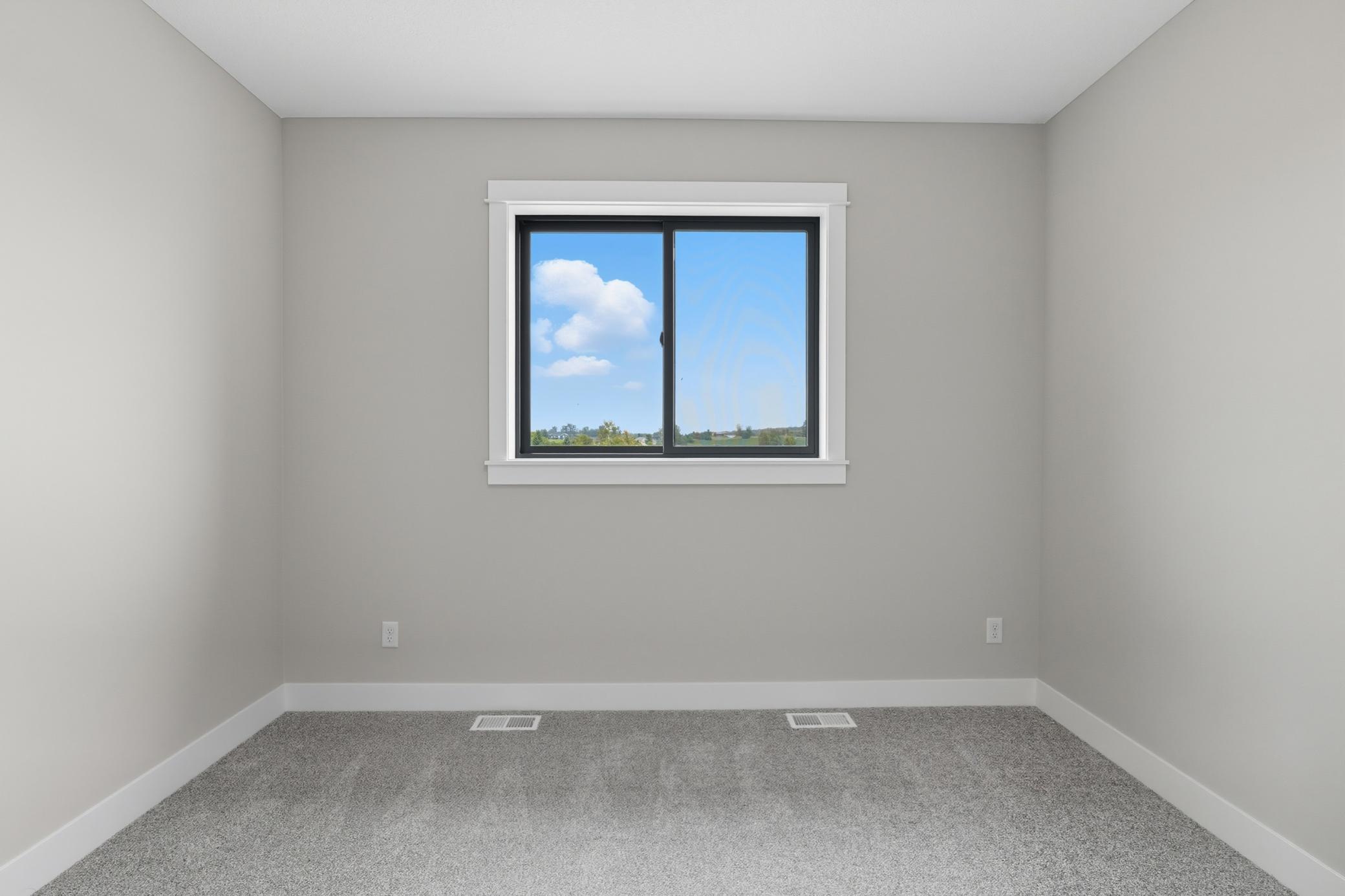 New Richmond, Wisconsin, 54017, United States, 3 Bedrooms Bedrooms, ,2 BathroomsBathrooms,Residential,For Sale,1993074