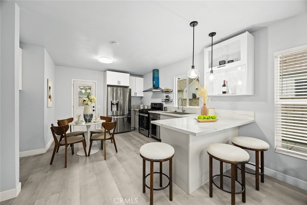 Altadena, California, 91001, United States, 4 Bedrooms Bedrooms, ,2 BathroomsBathrooms,Residential,For Sale,1827068