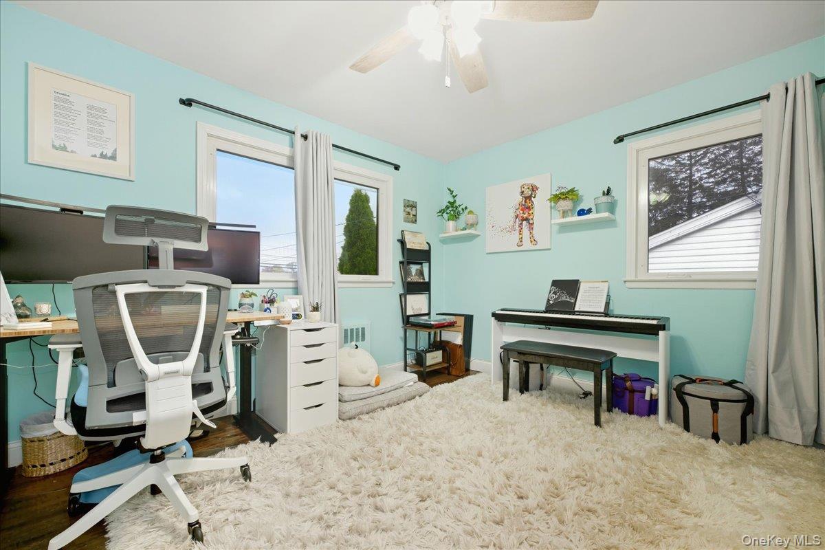 Merrick, New York, 11566, United States, 3 Bedrooms Bedrooms, ,3 BathroomsBathrooms,Residential,For Sale,1986518