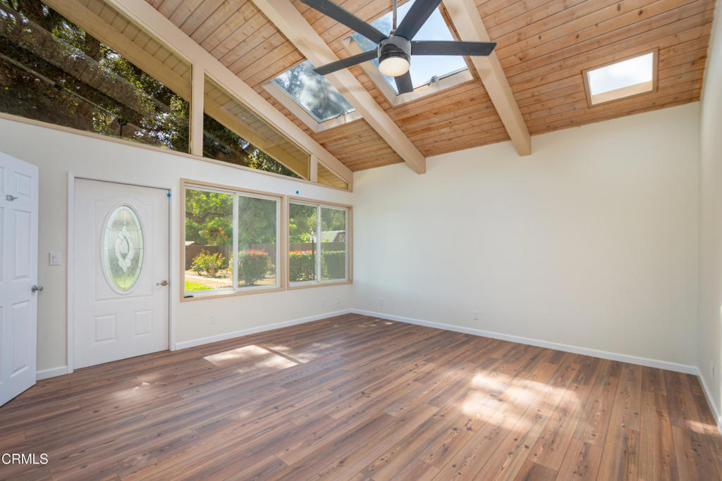 Somis, California, 93066, United States, 7 Bedrooms Bedrooms, ,1 BathroomBathrooms,Residential,For Sale,2049241