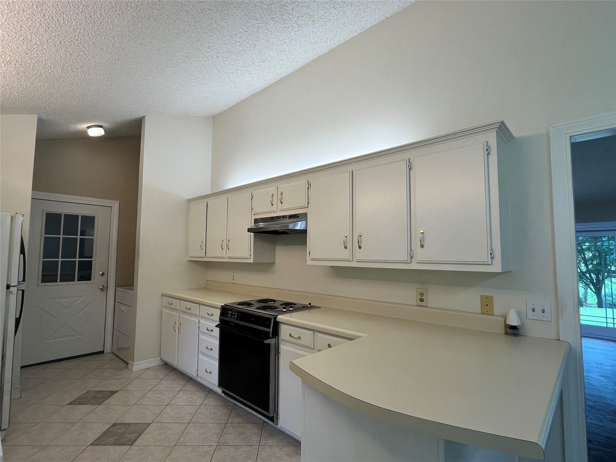 Pittsburg, Texas, 75686, United States, 3 Bedrooms Bedrooms, ,2 BathroomsBathrooms,Residential,For Sale,1850208