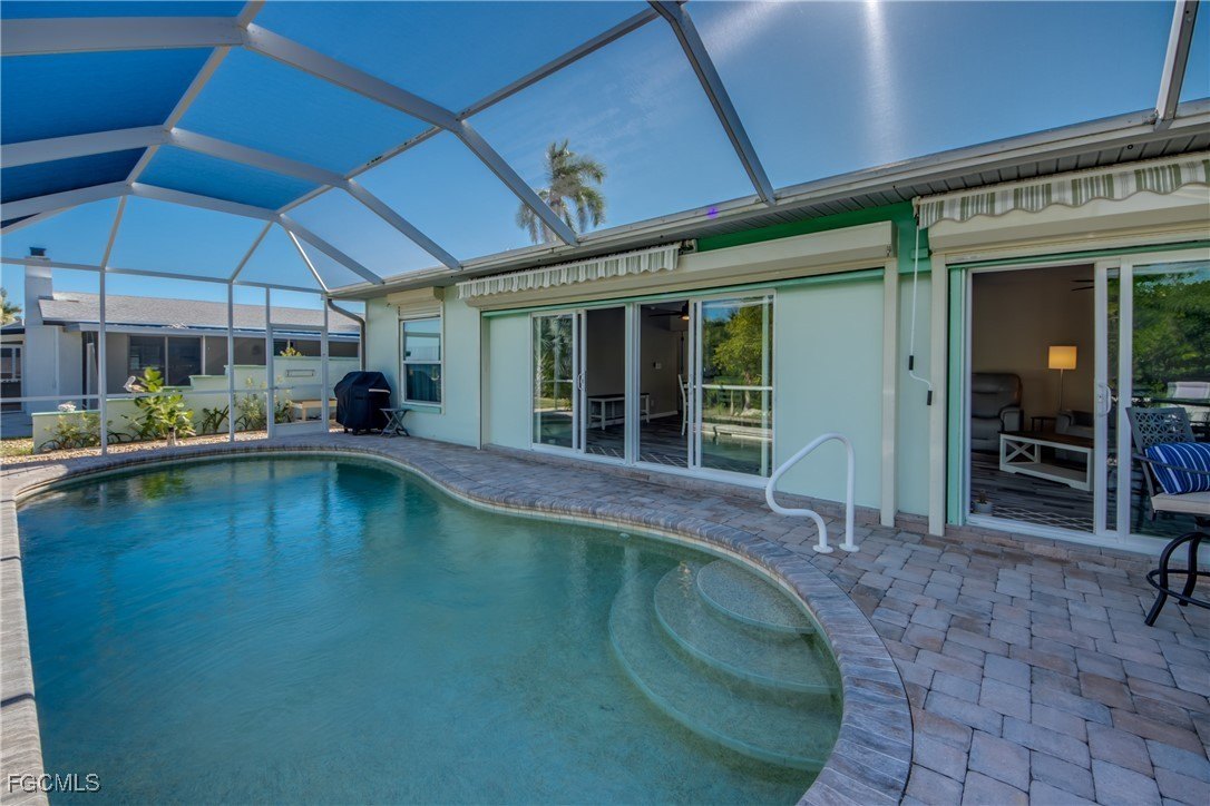 Fort Myers Beach, Florida, 33931, United States, 3 Bedrooms Bedrooms, ,2 BathroomsBathrooms,Residential,For Sale,1975143