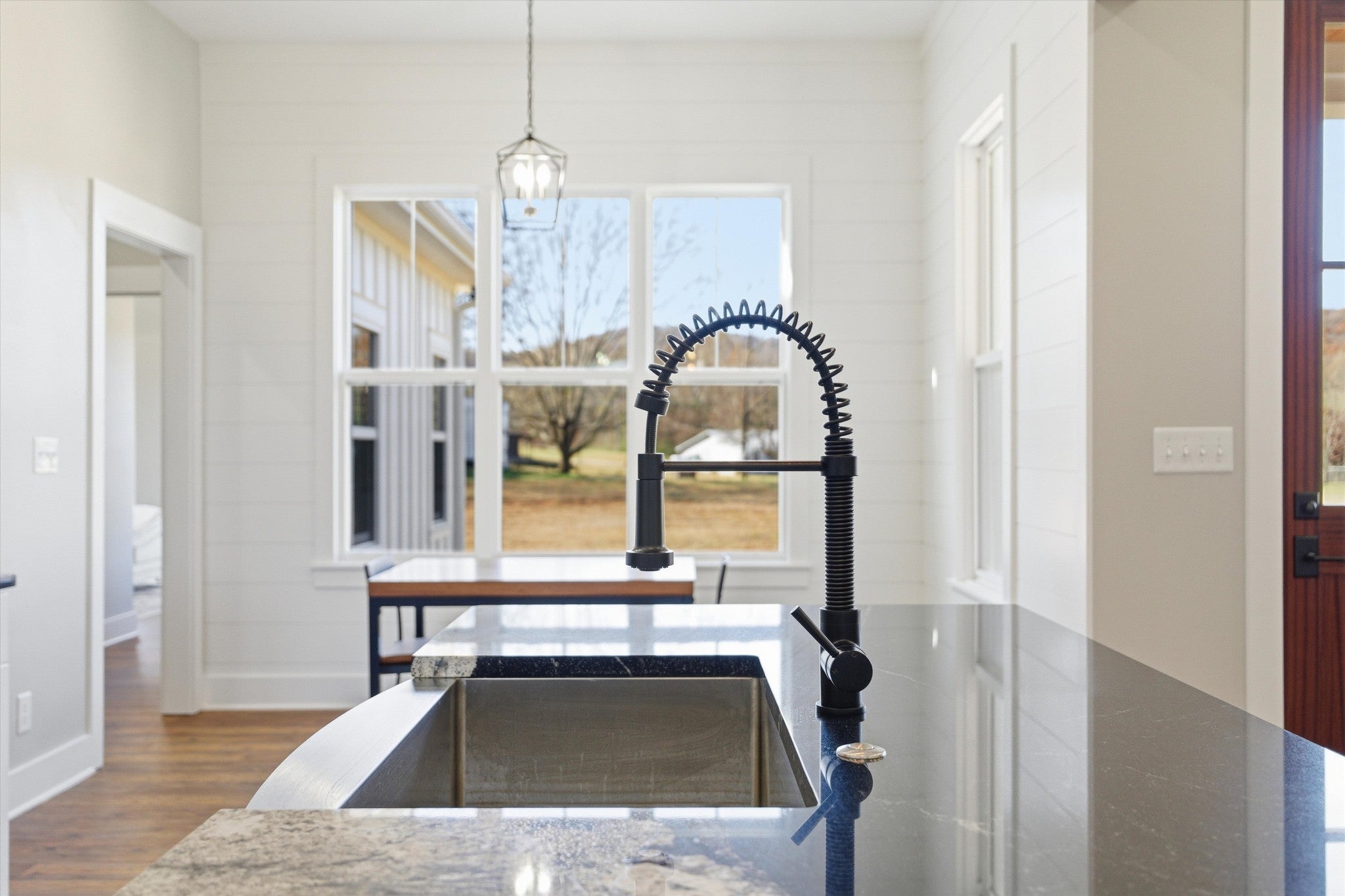 McMinnville, Tennessee, 37110, United States, 3 Bedrooms Bedrooms, ,2 BathroomsBathrooms,Residential,For Sale,2006562