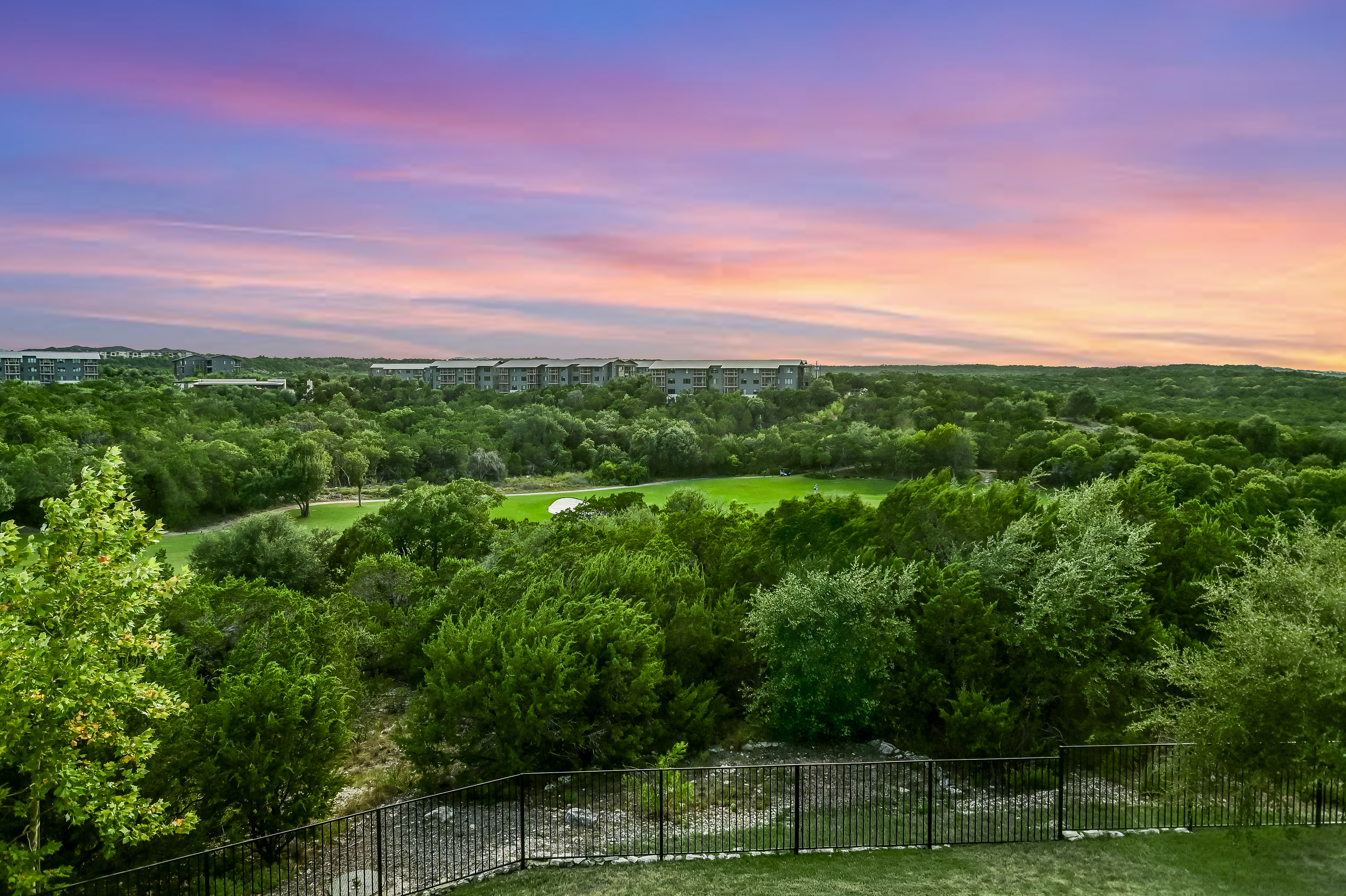  Stunning Amarra Hill Country Estate - 物件實景