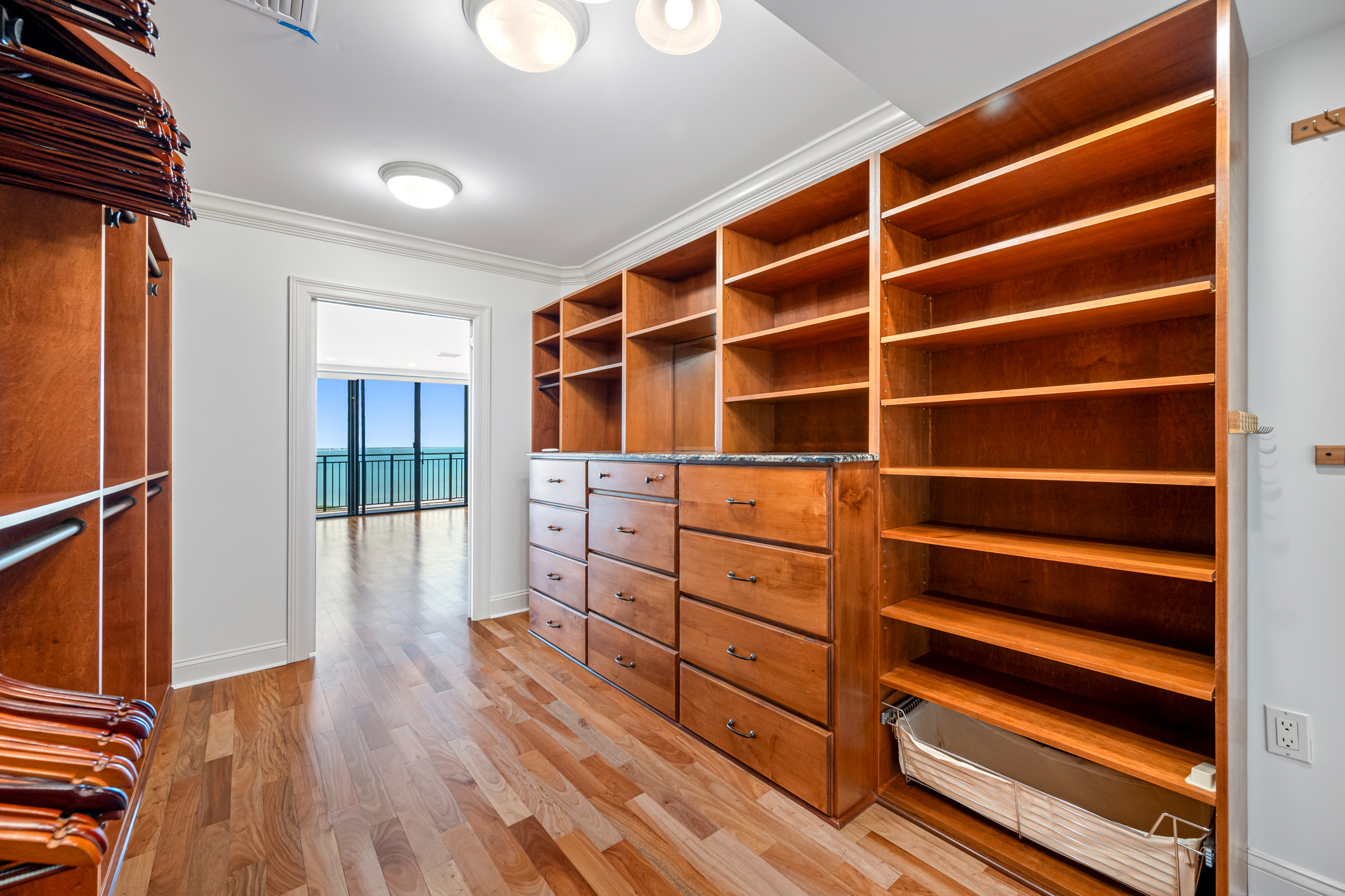 Treasure Island, Florida, 33706, United States, 2 Bedrooms Bedrooms, ,4 BathroomsBathrooms,Residential,For Sale,1830470