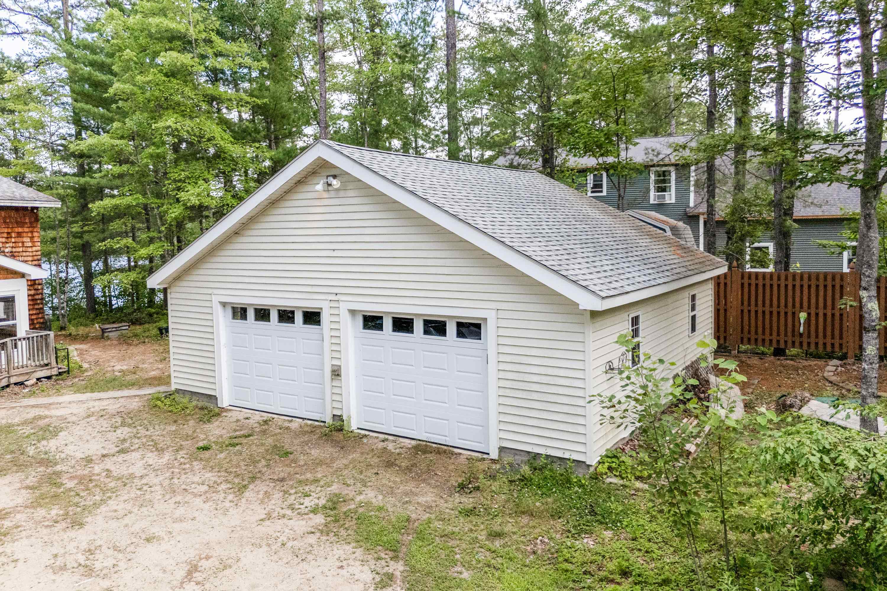 Ossipee, New Hampshire, 03814, United States, 2 Bedrooms Bedrooms, ,2 BathroomsBathrooms,Residential,For Sale,1895643