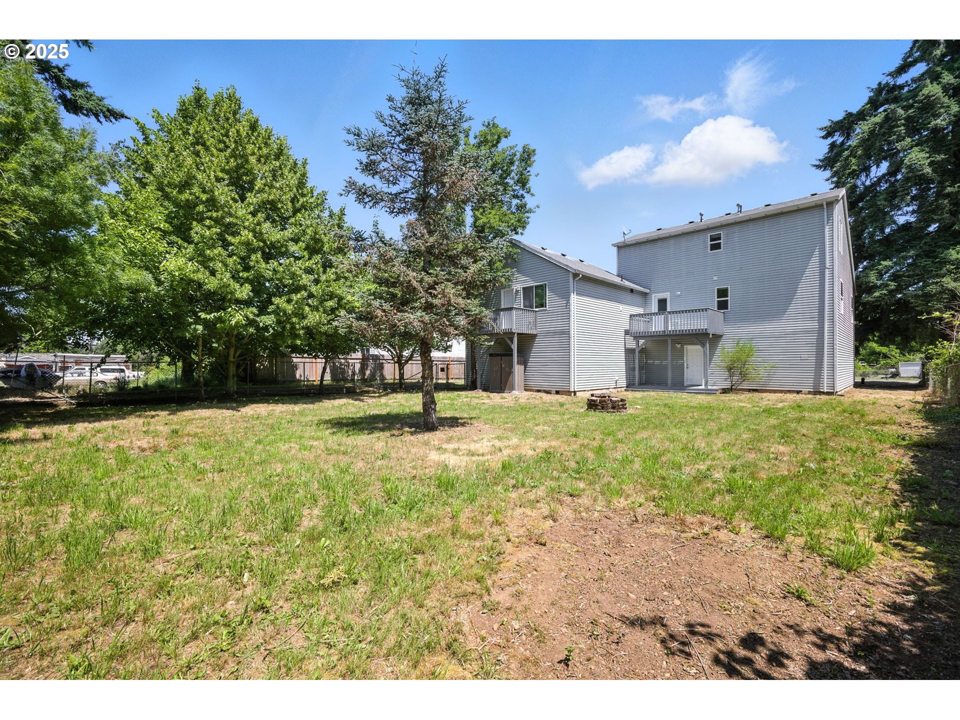 Portland, Oregon, 97266, United States, ,Residential,For Sale,1865465