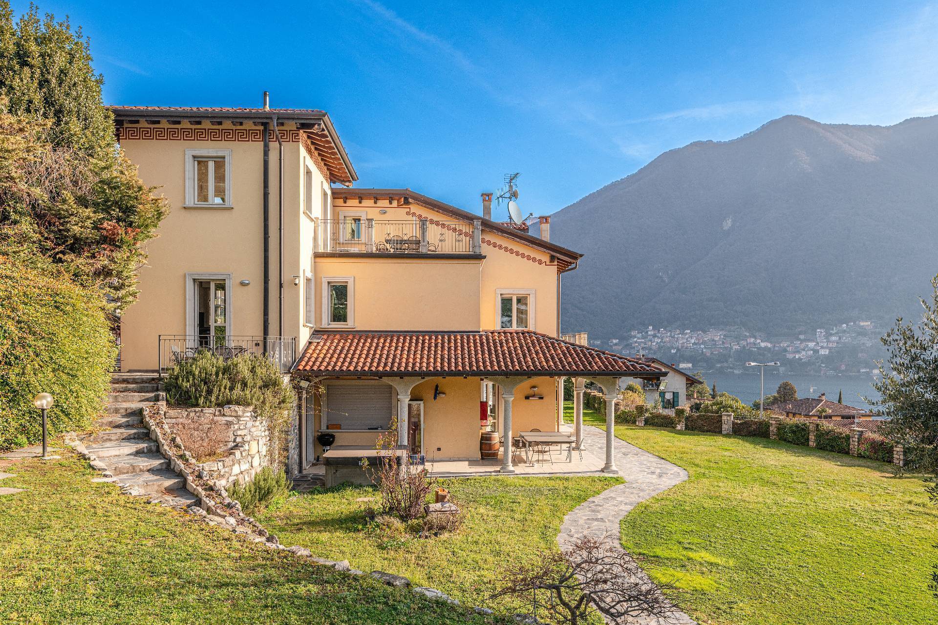 Laglio, Como, 22010, IT, 8 Bedrooms Bedrooms, ,8 BathroomsBathrooms,Residential,For Sale,1821394