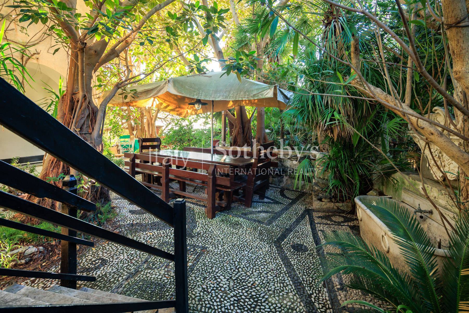  Elegant villa with private bay in Varazze - 物件實景