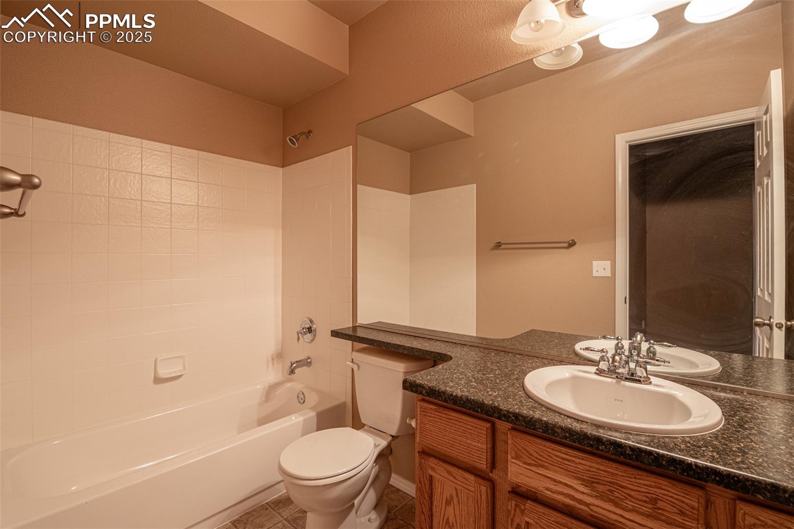 Colorado Springs, Colorado, 80924, United States, 4 Bedrooms Bedrooms, ,2 BathroomsBathrooms,Residential,For Sale,1985676