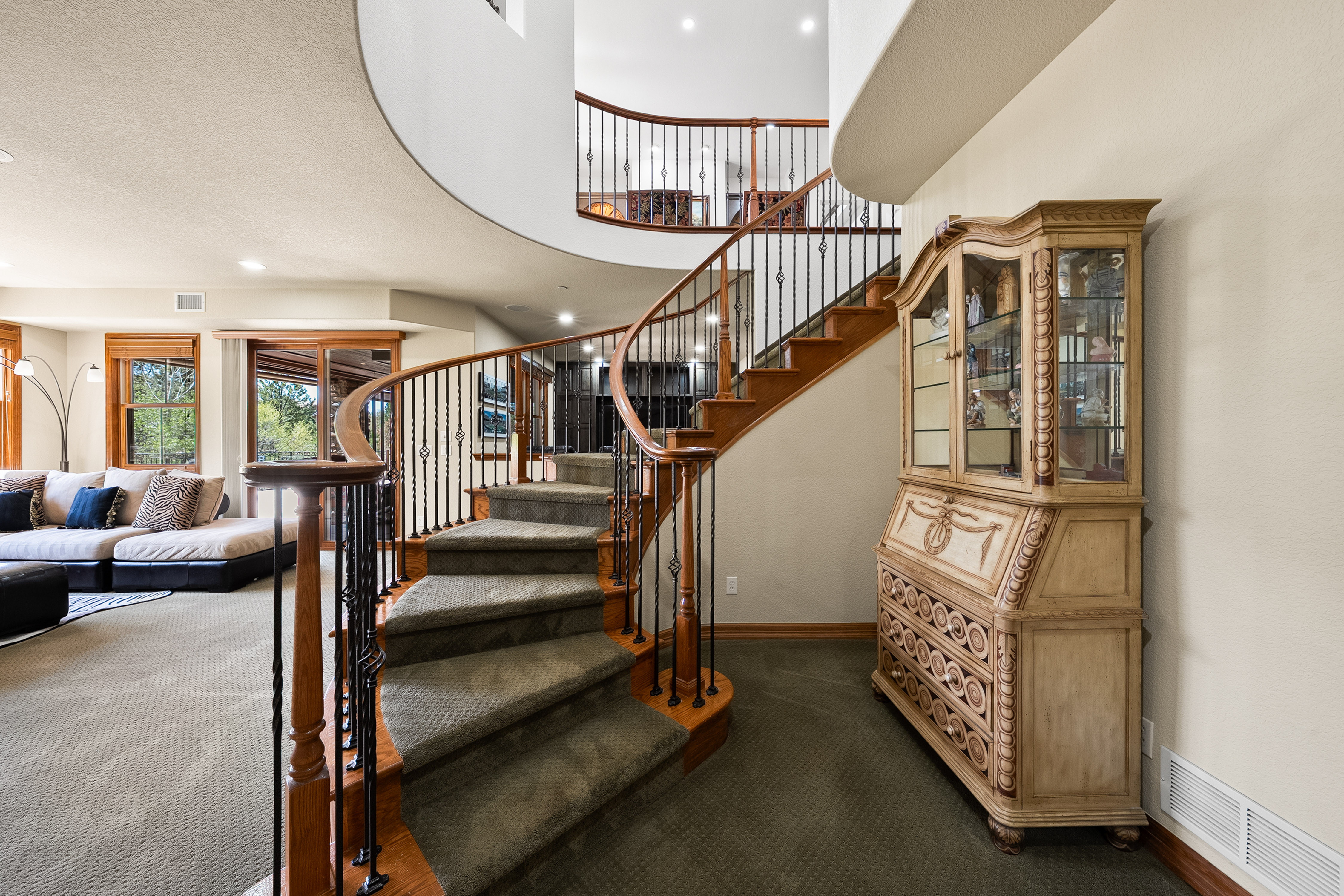  Exceptional ranch-style home in the prestigious gated golf course community - 物件實景