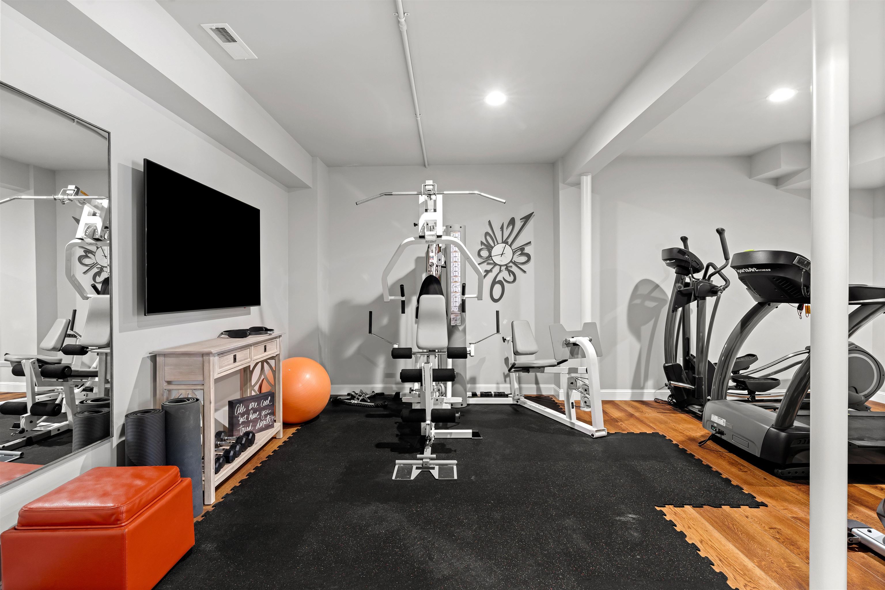 Manchester, New Hampshire, 03102, United States, 3 Bedrooms Bedrooms, ,3 BathroomsBathrooms,Residential,For Sale,2003193