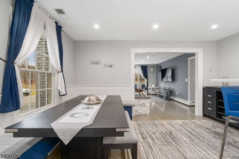 Mount Olive Twp., New Jersey, 07828, United States, 5 Bedrooms Bedrooms, ,3 BathroomsBathrooms,Residential,For Sale,2001791