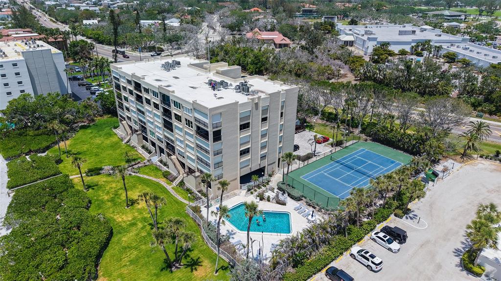 Longboat Key, Florida, 34228, United States, 3 Bedrooms Bedrooms, ,2 BathroomsBathrooms,Residential,For Sale,1793639