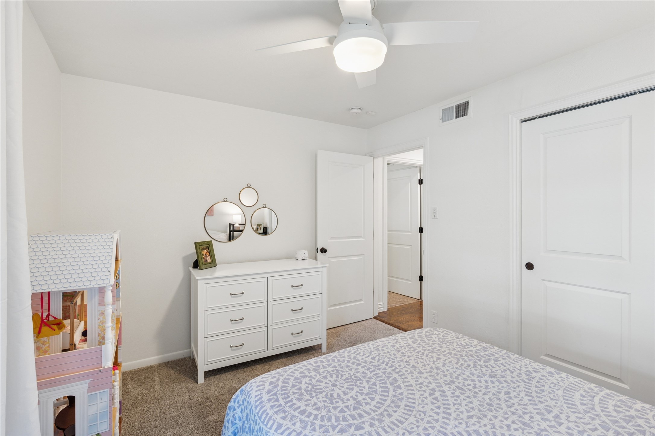 Fort Worth, Texas, 76116, United States, 4 Bedrooms Bedrooms, ,2 BathroomsBathrooms,Residential,For Sale,1957427