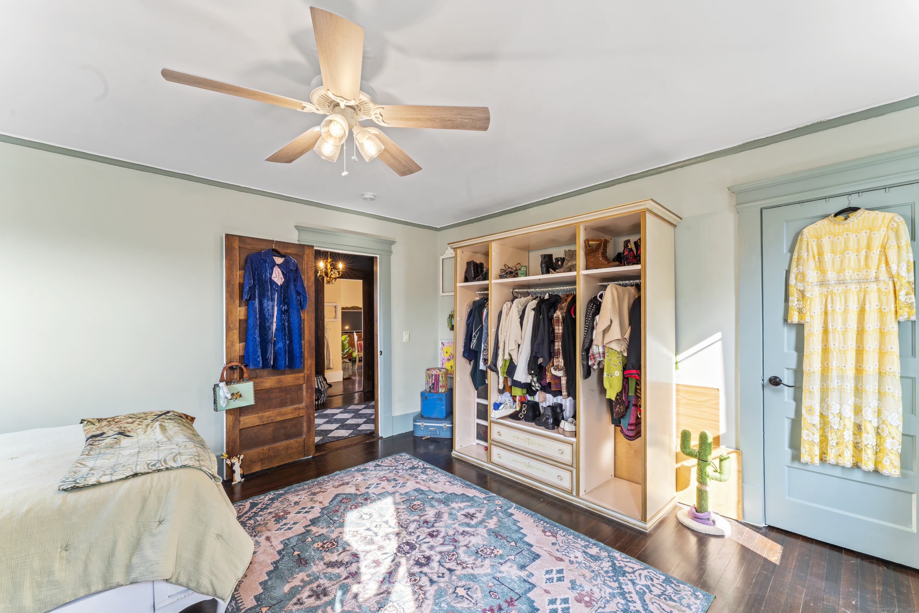 West Haven, Connecticut, 06516, United States, 5 Bedrooms Bedrooms, ,2 BathroomsBathrooms,Residential,For Sale,1858012