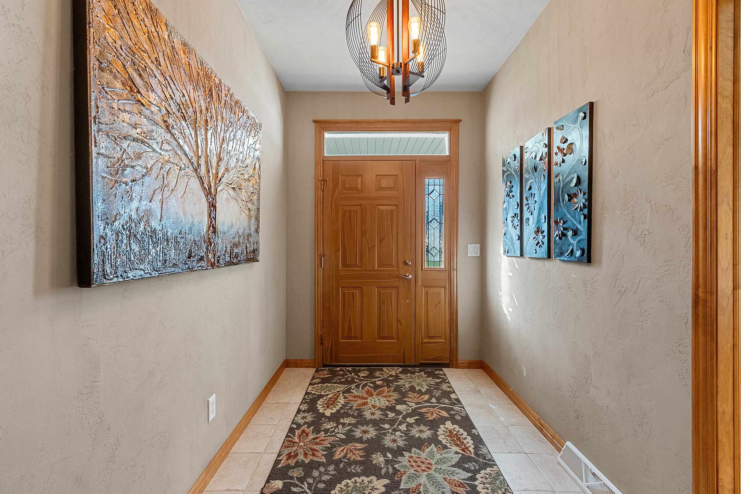 APPLETON, Wisconsin, 54913, United States, 4 Bedrooms Bedrooms, ,3 BathroomsBathrooms,Residential,For Sale,1960996