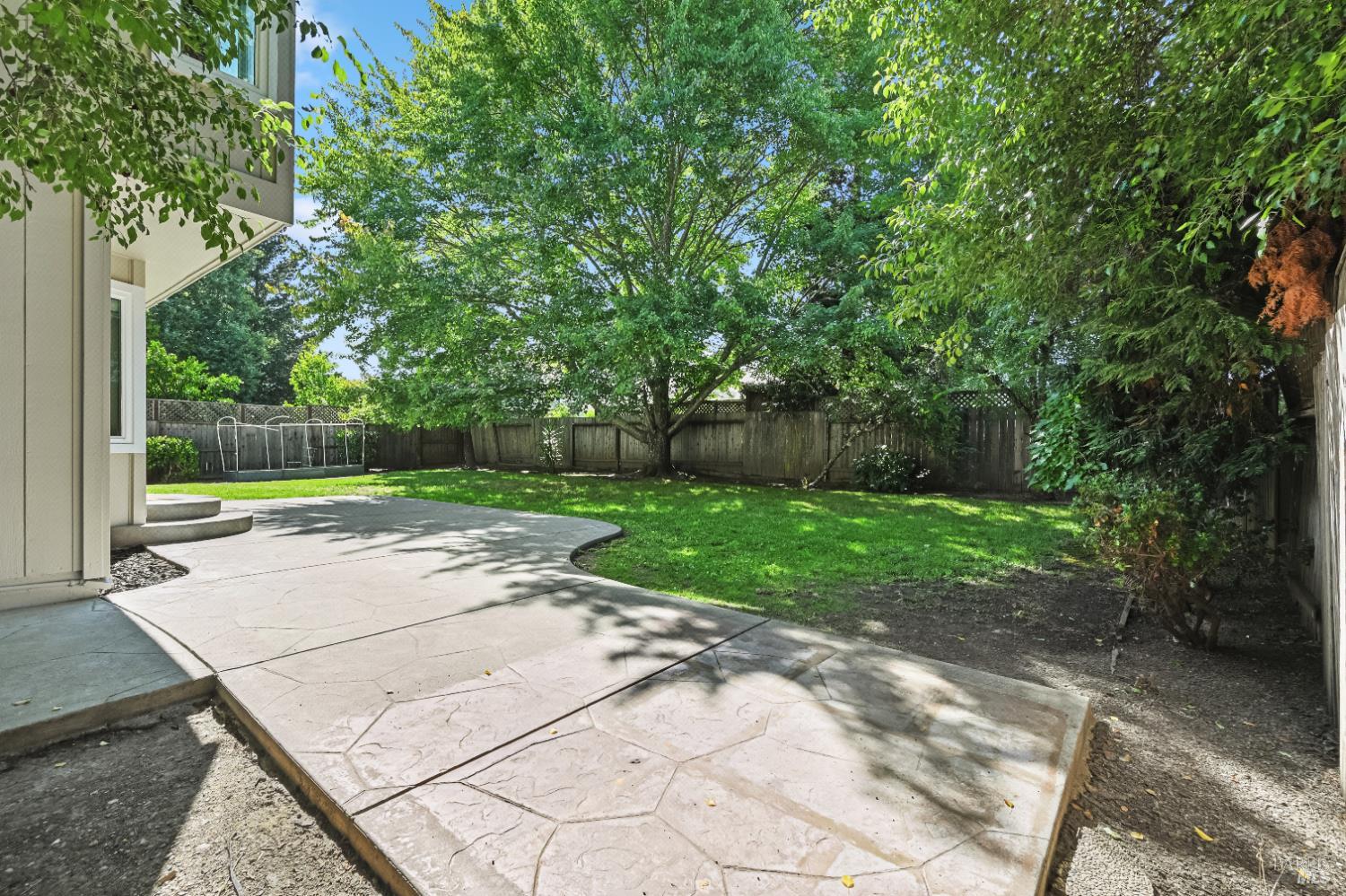 Windsor, California, 95492, United States, 4 Bedrooms Bedrooms, ,3 BathroomsBathrooms,Residential,For Sale,1926215