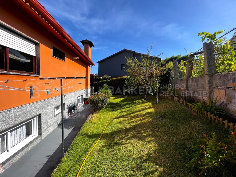 Pontevedra, Vigo, Comesa?a - Matam?, Matam? Pontev, Vigo, Galicia, ES, 4 Bedrooms Bedrooms, ,3 BathroomsBathrooms,Residential,For Sale,Pontevedra, Vigo, Comesa?a - Matam?, Matam? Pontev,1599052