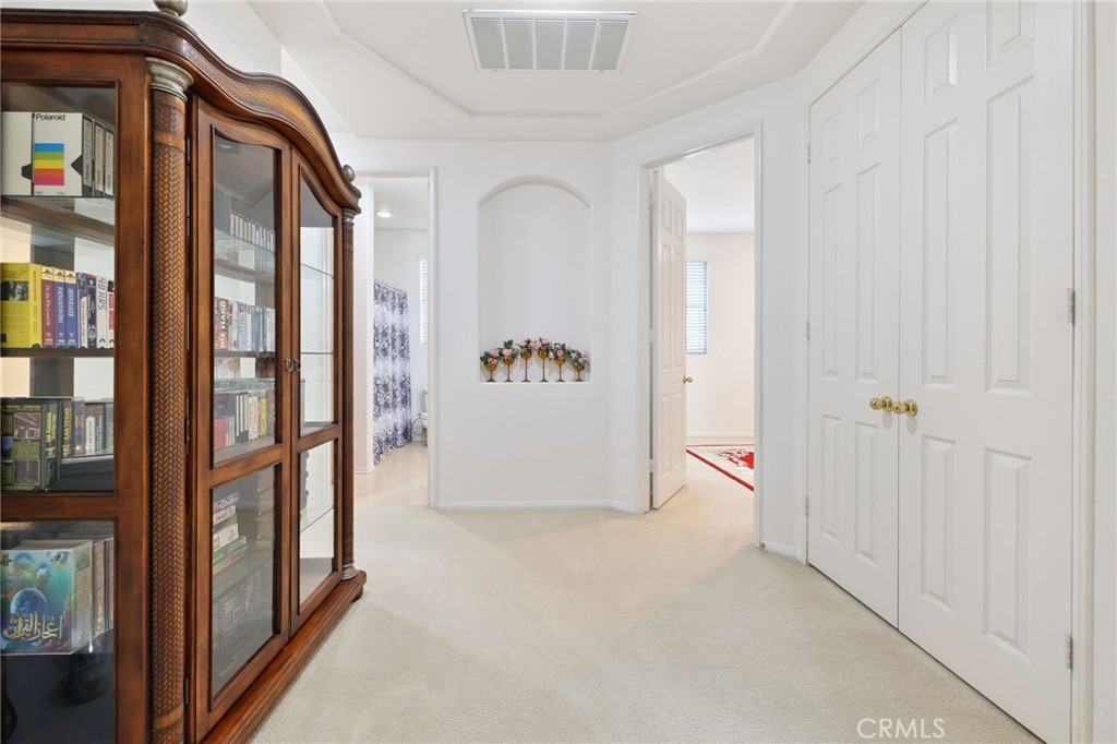 Riverside, California, 92503, United States, 5 Bedrooms Bedrooms, ,4 BathroomsBathrooms,Residential,For Sale,1849957