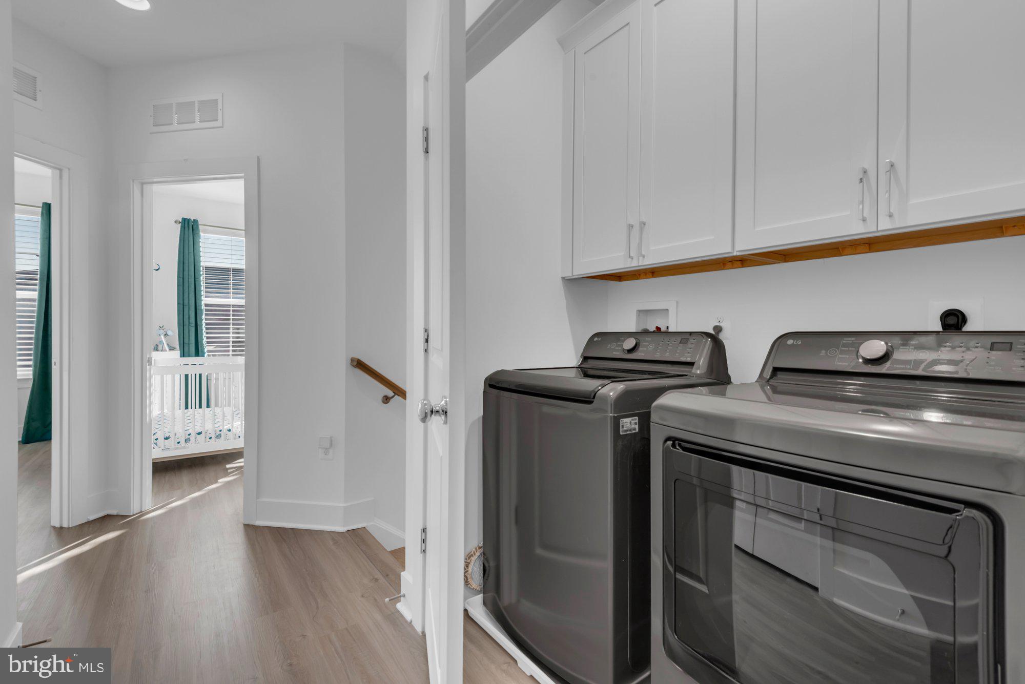 Laurel, Maryland, 20724, United States, 5 Bedrooms Bedrooms, ,5 BathroomsBathrooms,Residential,For Sale,2010373