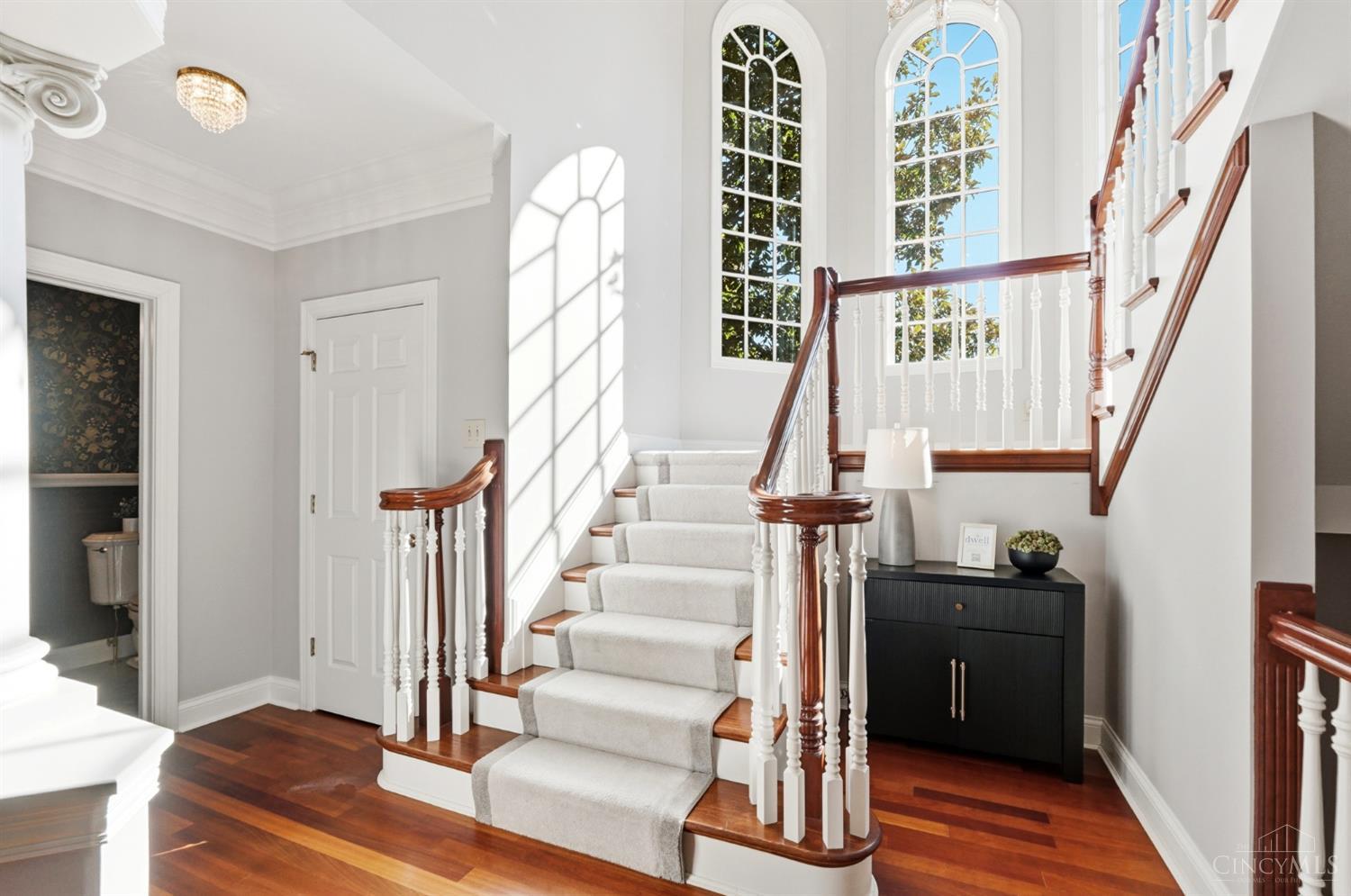 Anderson Twp, Ohio, 45230, United States, 5 Bedrooms Bedrooms, ,6 BathroomsBathrooms,Residential,For Sale,1988245