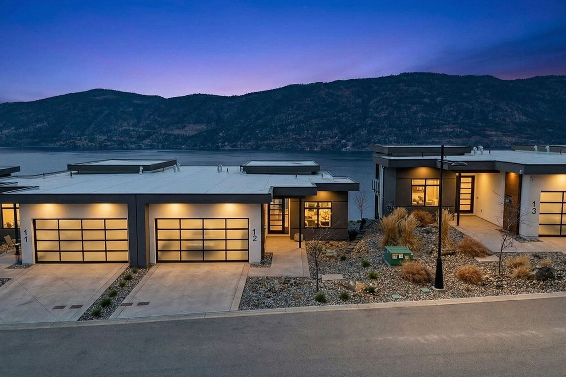  Elevated Lake Country Living - 物件實景