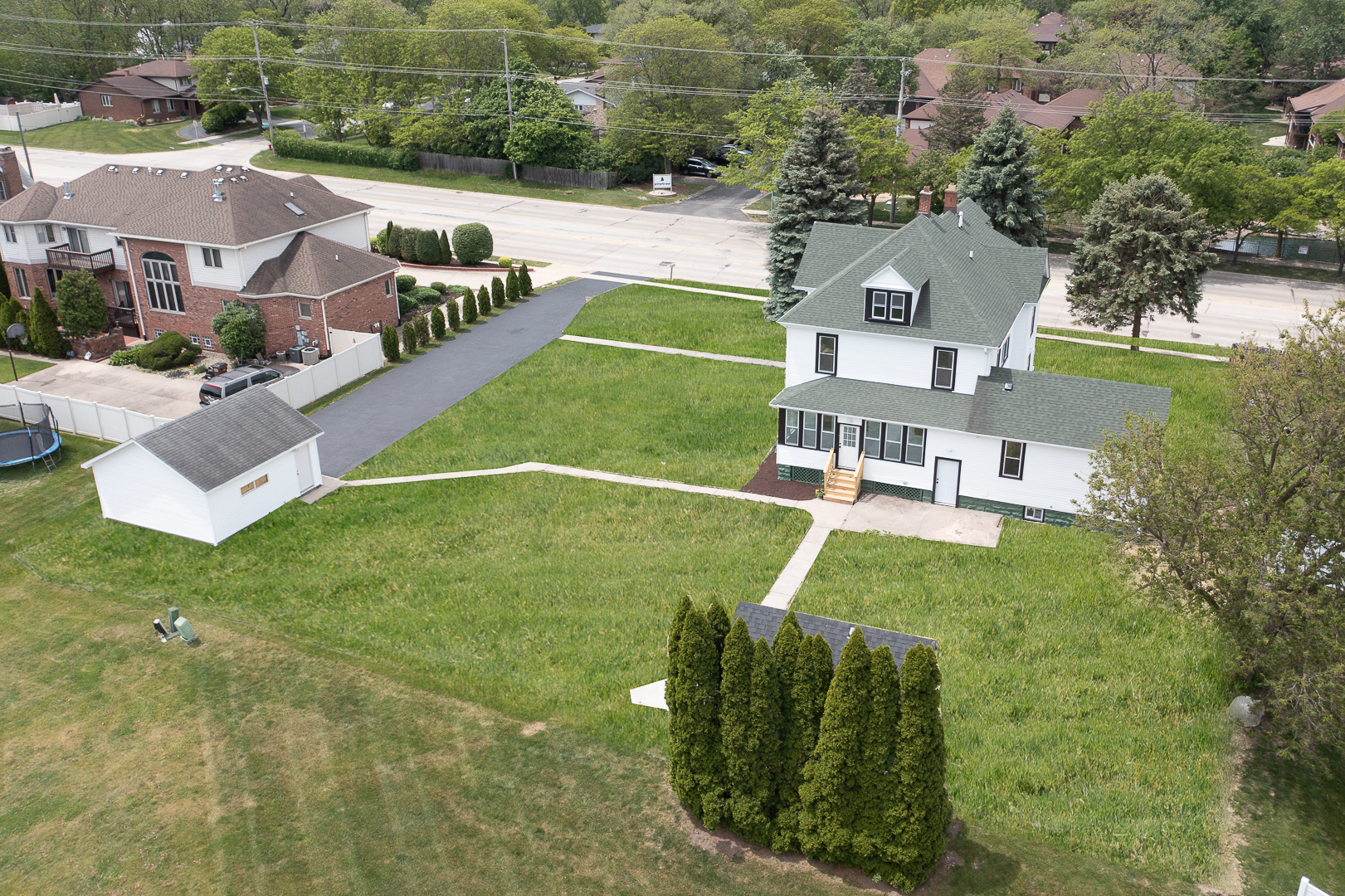 Homewood, Illinois, 60430, United States, 5 Bedrooms Bedrooms, ,4 BathroomsBathrooms,Residential,For Sale,1907684