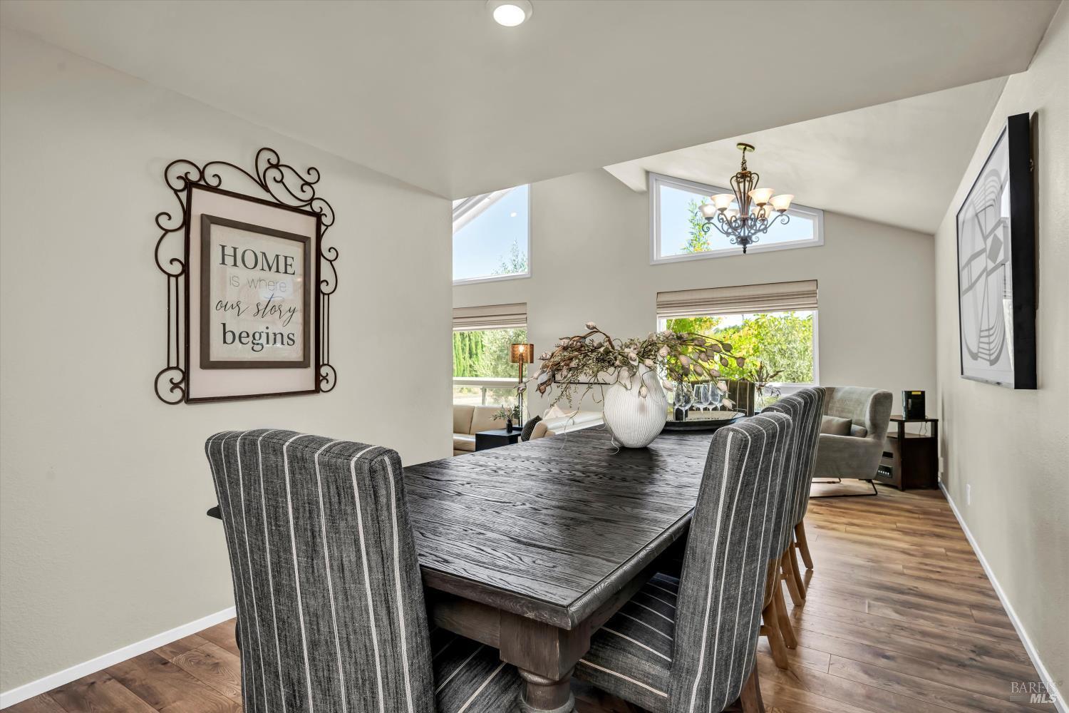 Napa, California, 94558, United States, 4 Bedrooms Bedrooms, ,2 BathroomsBathrooms,Residential,For Sale,1926171