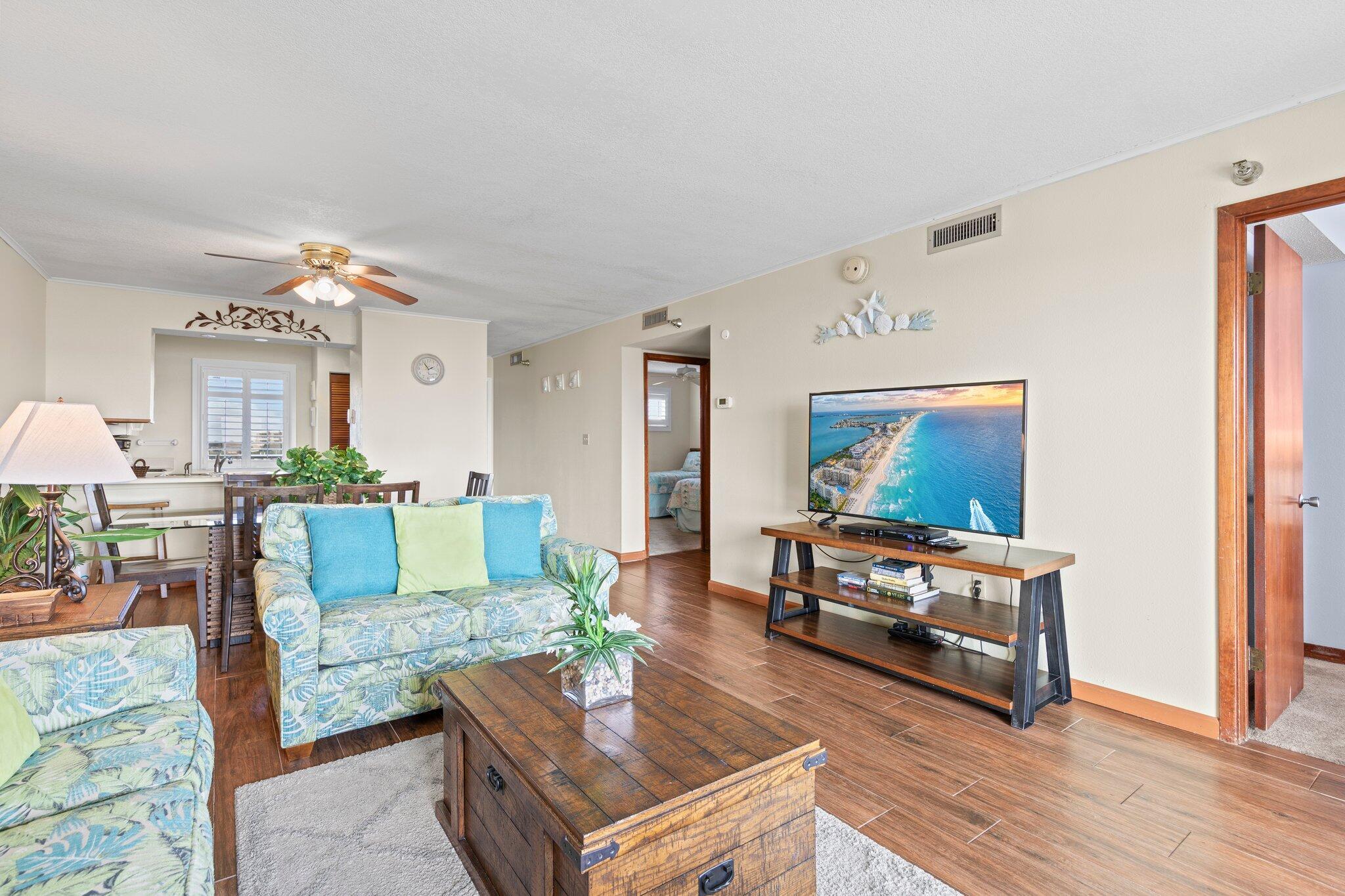 Destin, Florida, 32541, United States, 2 Bedrooms Bedrooms, ,2 BathroomsBathrooms,Residential,For Sale,1861744