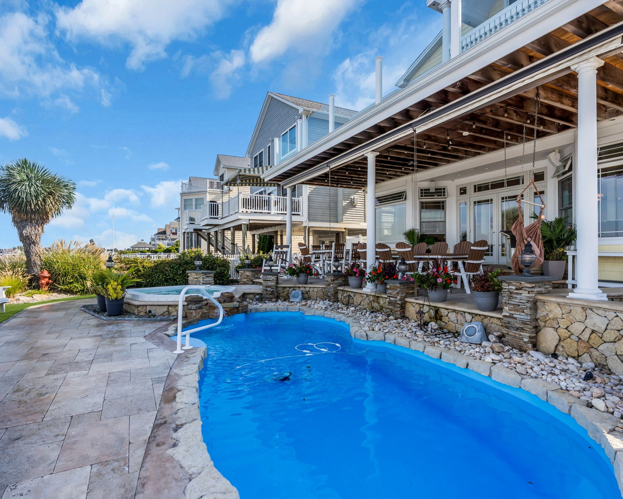  Finely Crafted Riverfront Luxury in Sandy Point - 物件實景