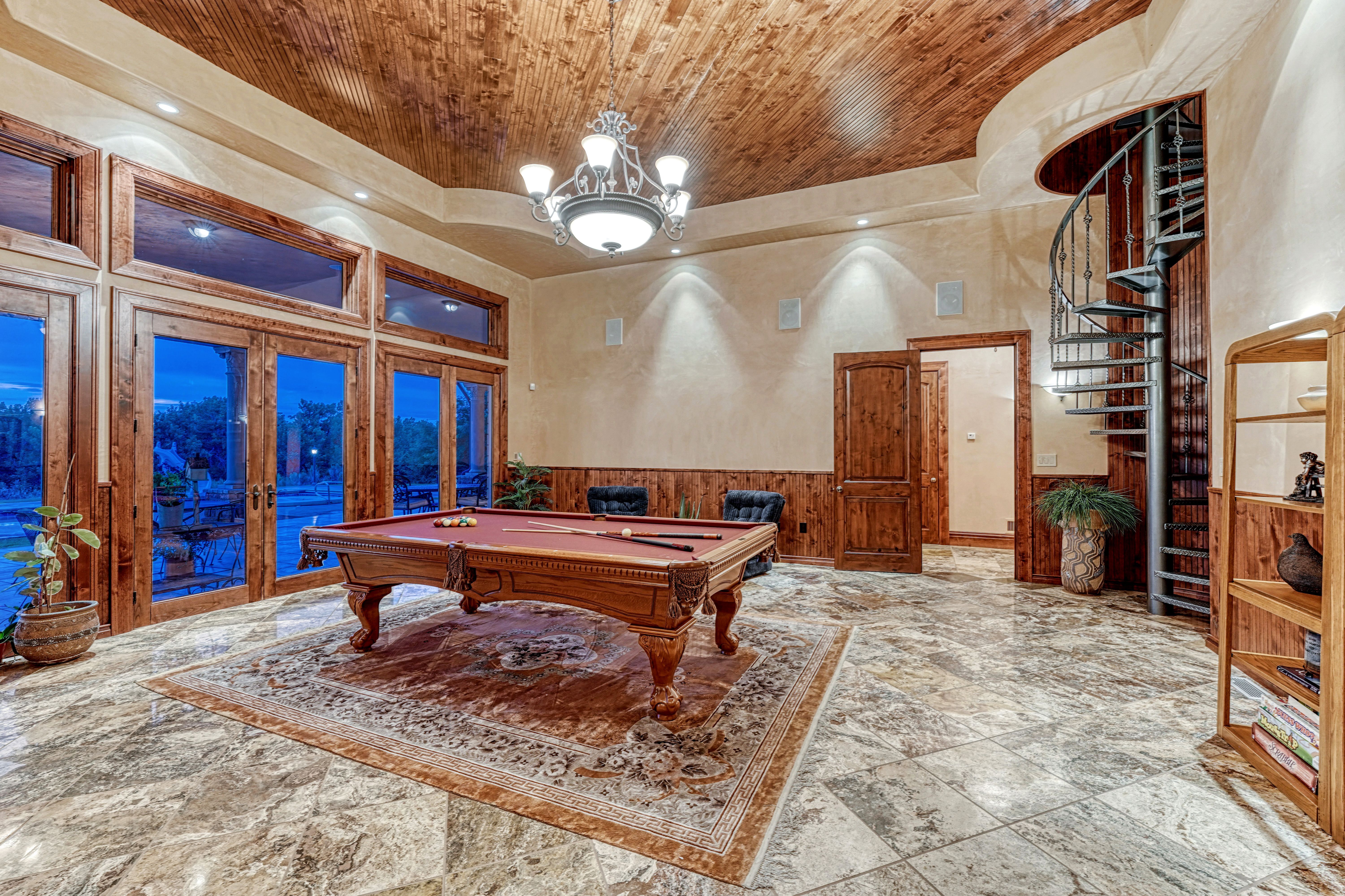  Extraordinary Estate on Pueblo
