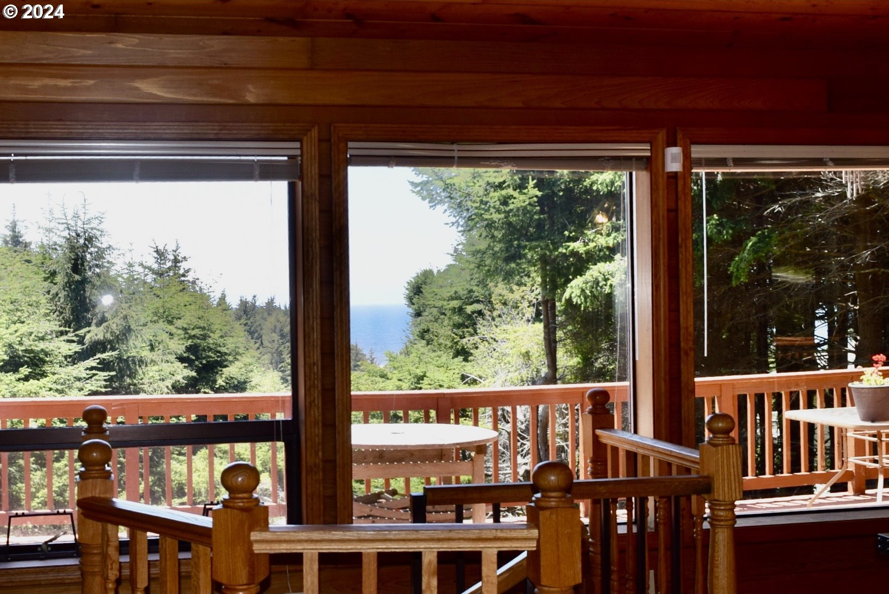 Gold Beach, Oregon, 97444, United States, 3 Bedrooms Bedrooms, ,3 BathroomsBathrooms,Residential,For Sale,1888635