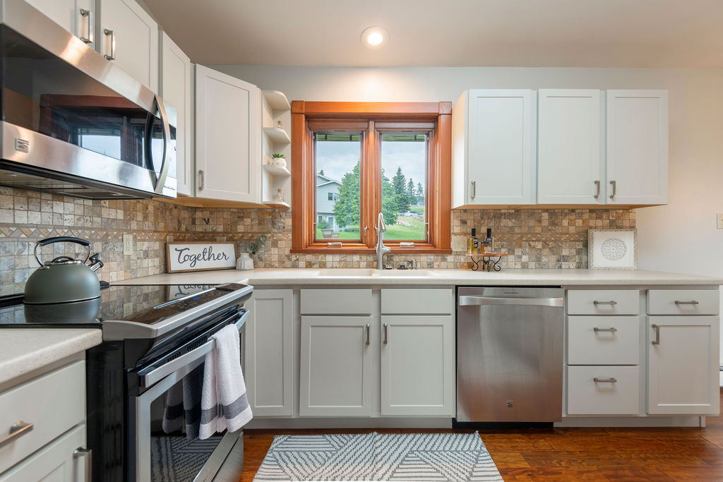 Clancy, Montana, 59634, United States, 4 Bedrooms Bedrooms, ,3 BathroomsBathrooms,Residential,For Sale,1860734