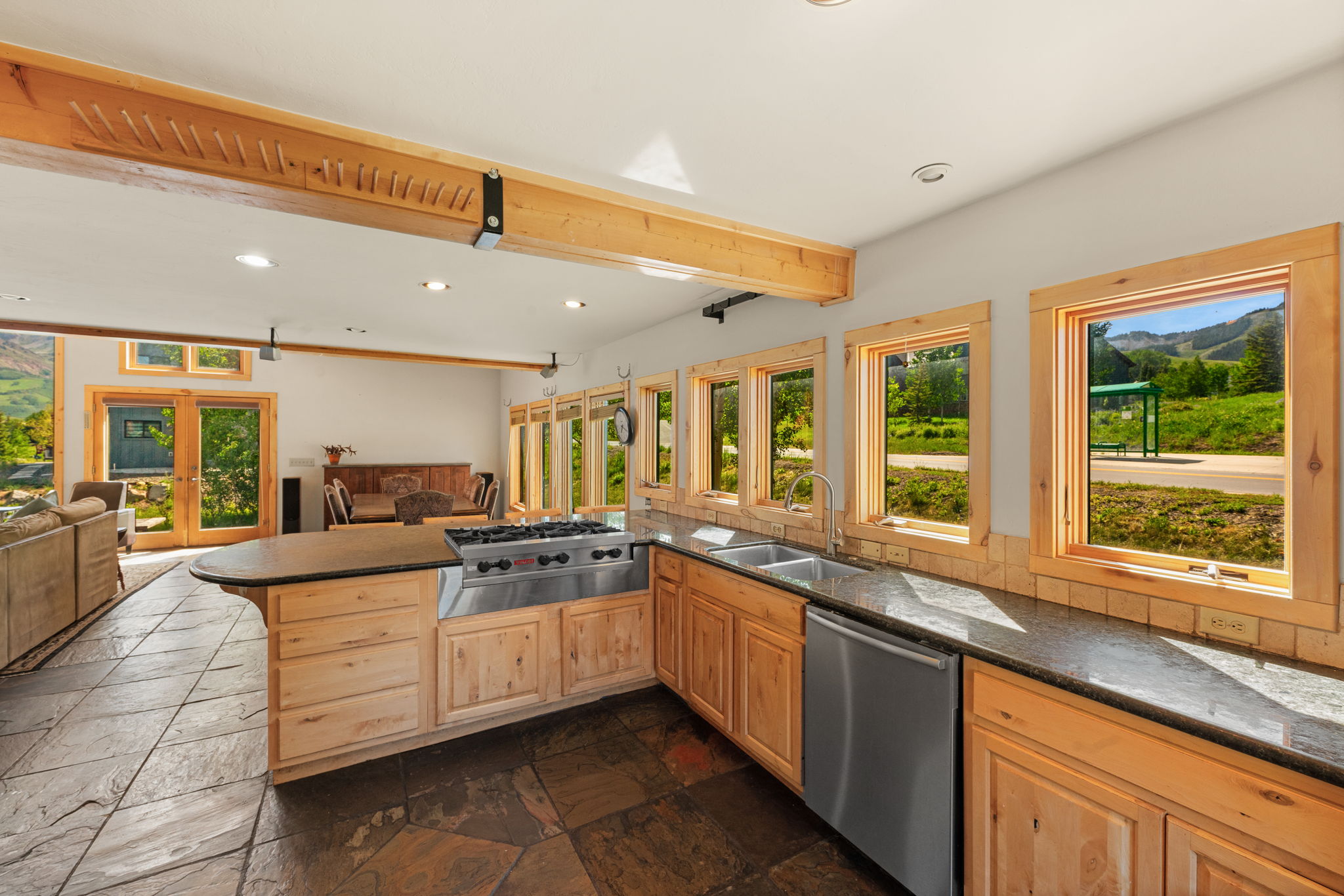  True Ski-Bum Home in the Heart of Crested Butte - 物件實景
