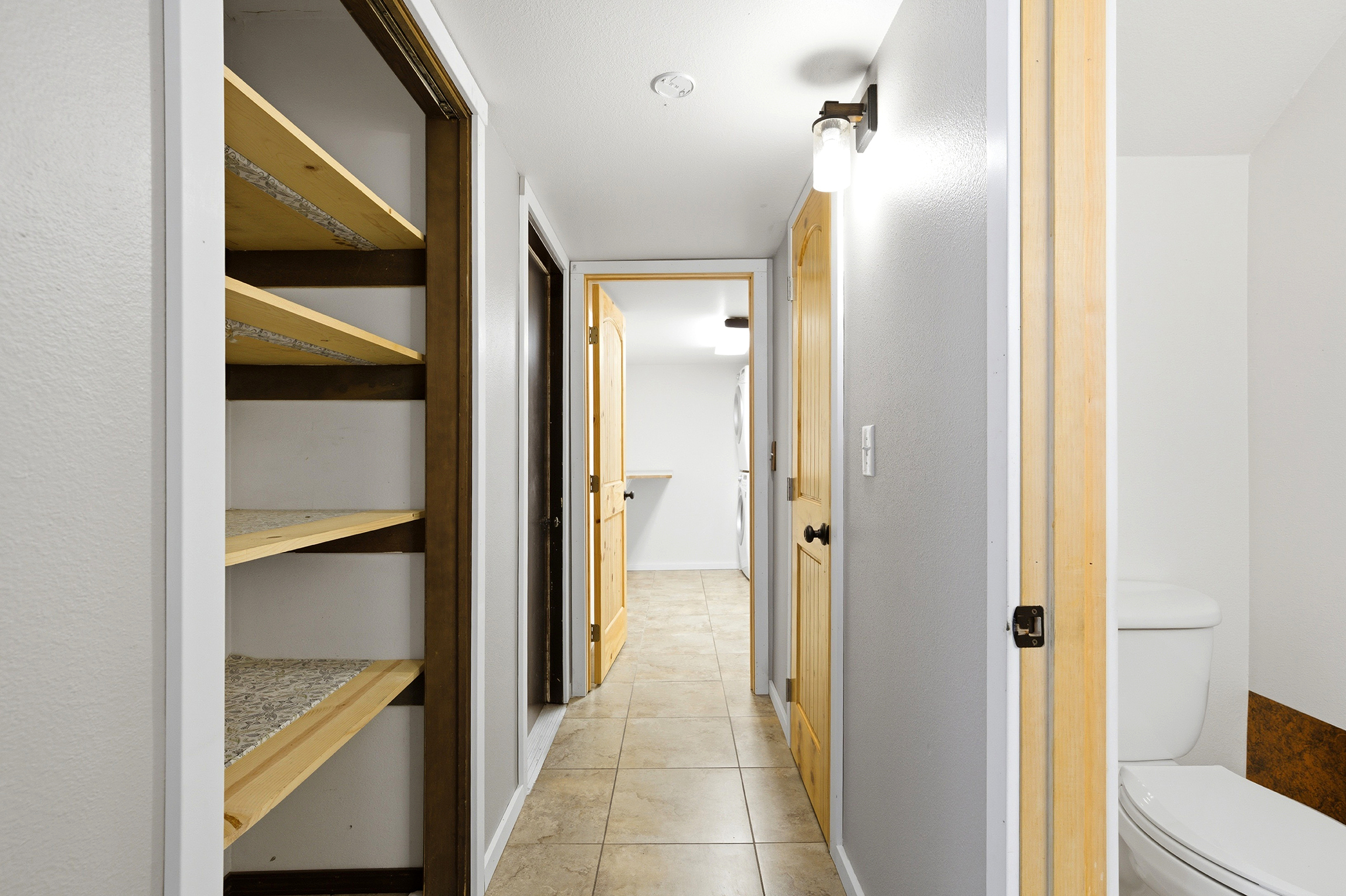  Updated and move in ready - 物件實景