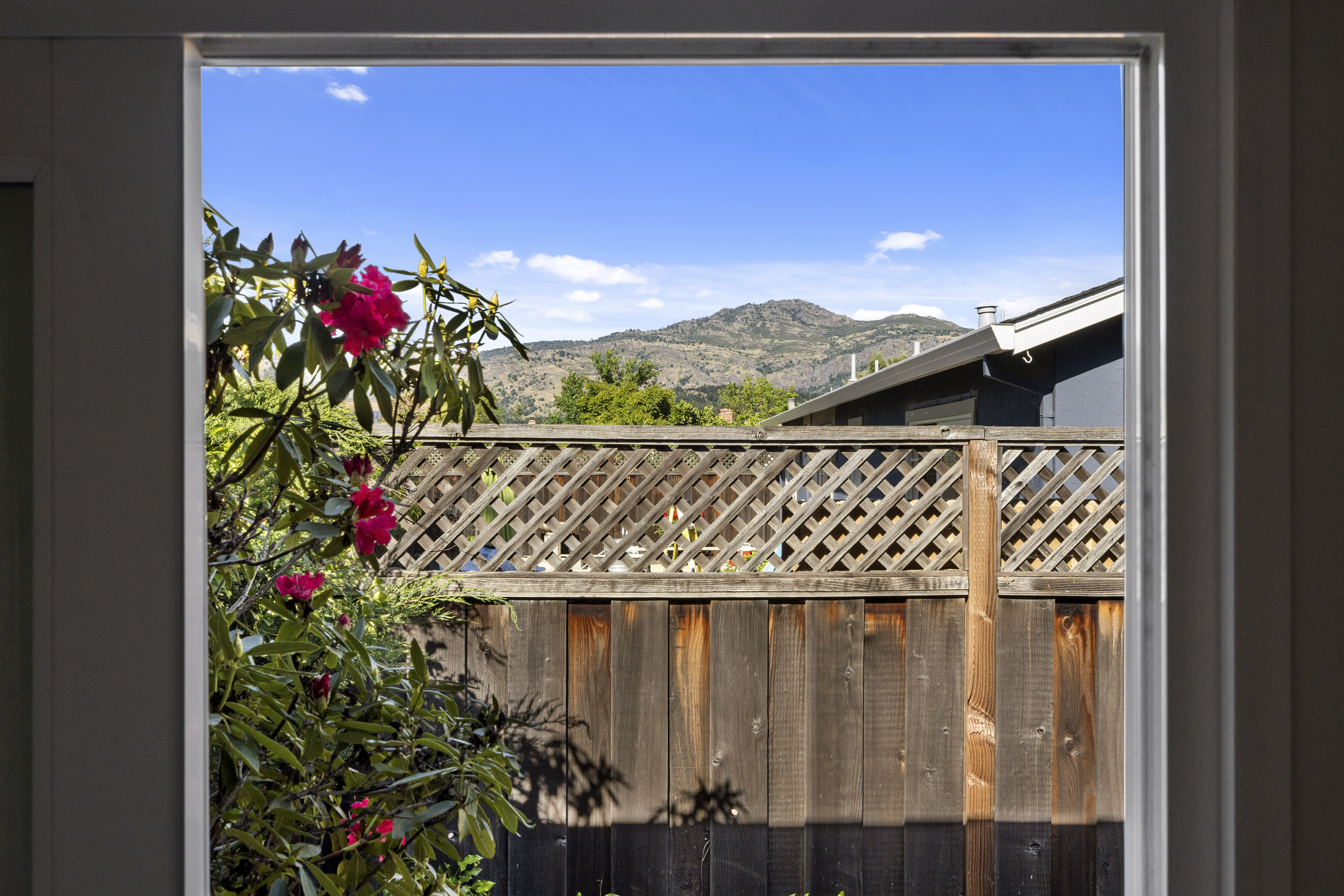  An Exceptional Wine Country Opportunity in the Heart of Yountville - 物件實景