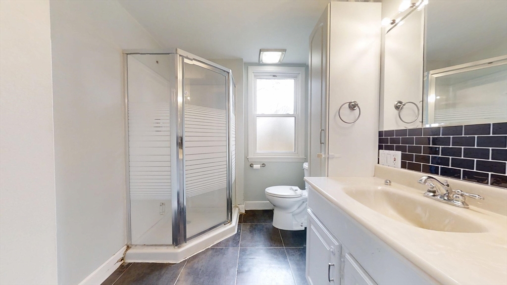 Needham, Massachusetts, 02492, United States, 3 Bedrooms Bedrooms, ,2 BathroomsBathrooms,Residential,For Sale,1988292