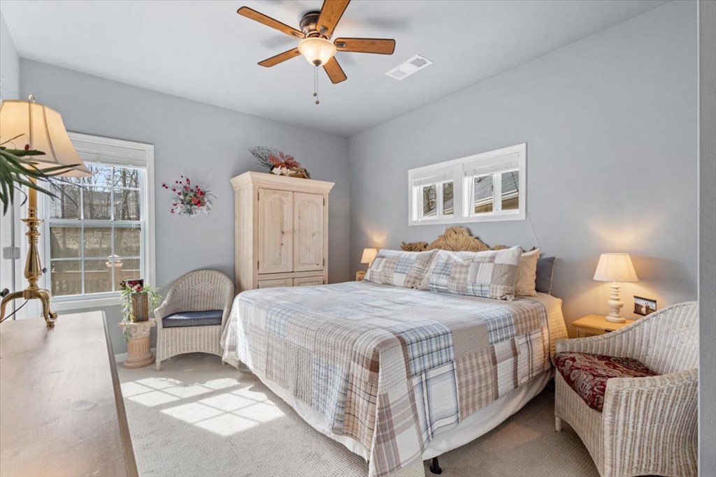 Blue Ridge, Georgia, 30513, United States, 3 Bedrooms Bedrooms, ,2 BathroomsBathrooms,Residential,For Sale,1979070