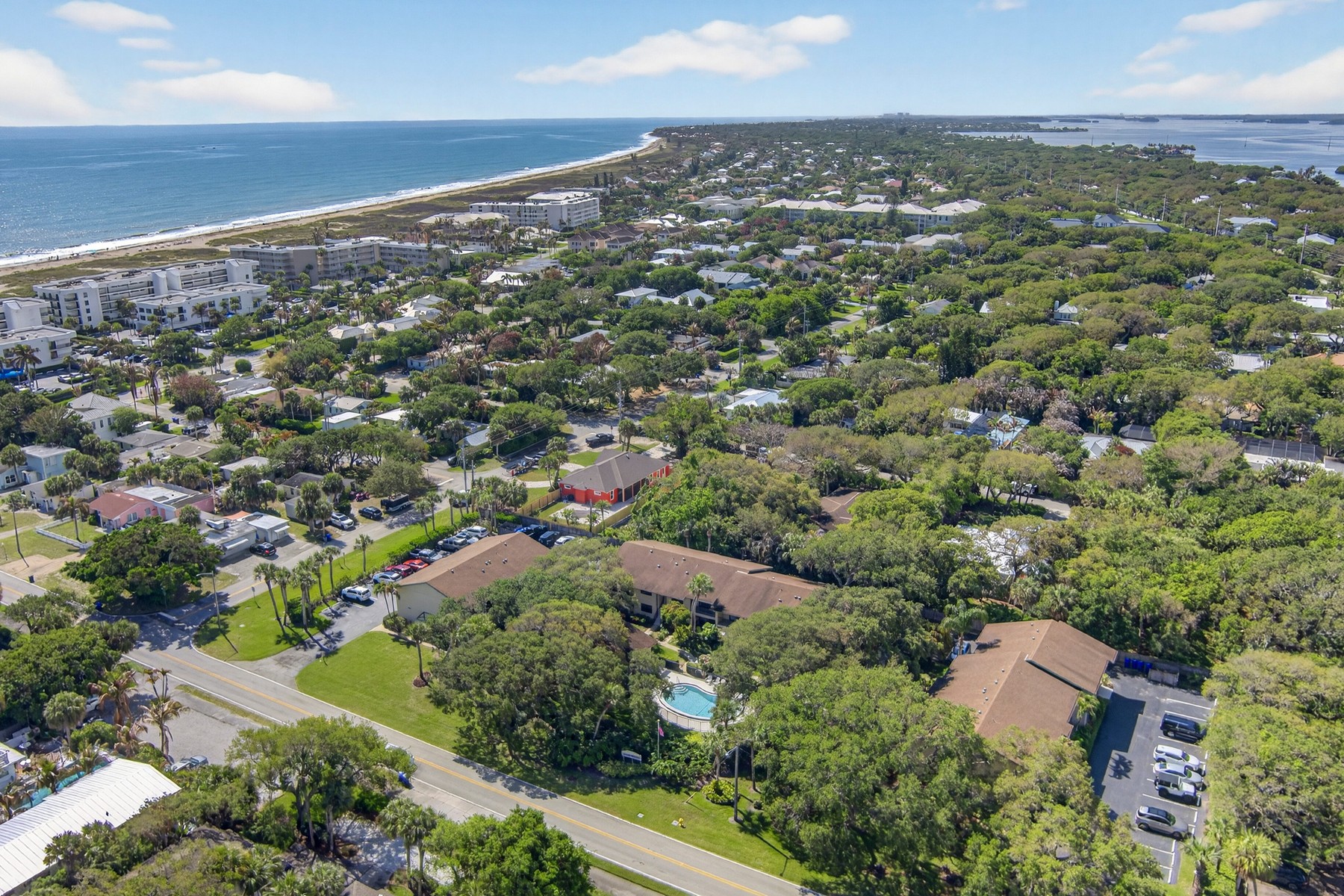  910 E Causeway Boulevard, Vero Beach, FL, 32963 - 物件實景