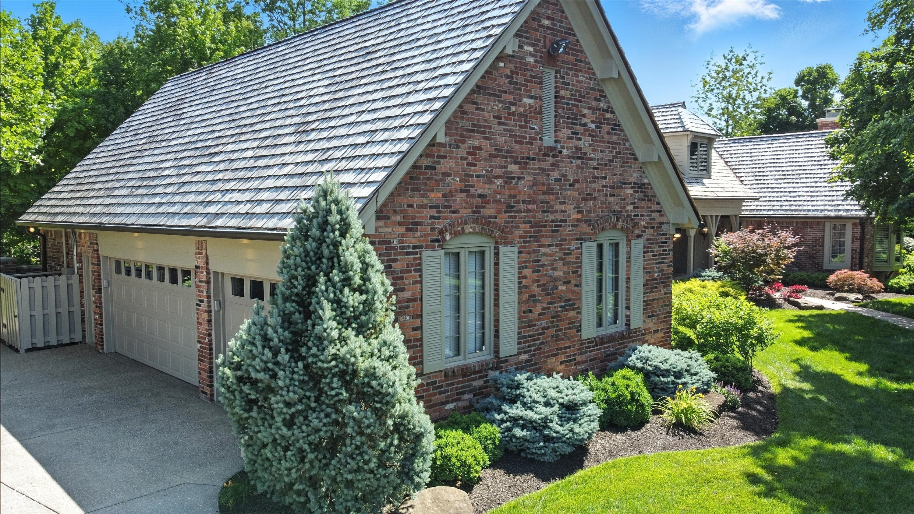 Indianapolis, Indiana, 46260, United States, 4 Bedrooms Bedrooms, ,6 BathroomsBathrooms,Residential,For Sale,1976230