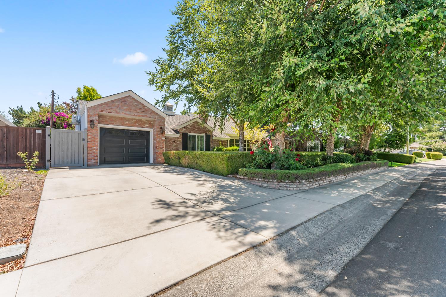 Sacramento, California, 95864, United States, 4 Bedrooms Bedrooms, ,3 BathroomsBathrooms,Residential,For Sale,1906967