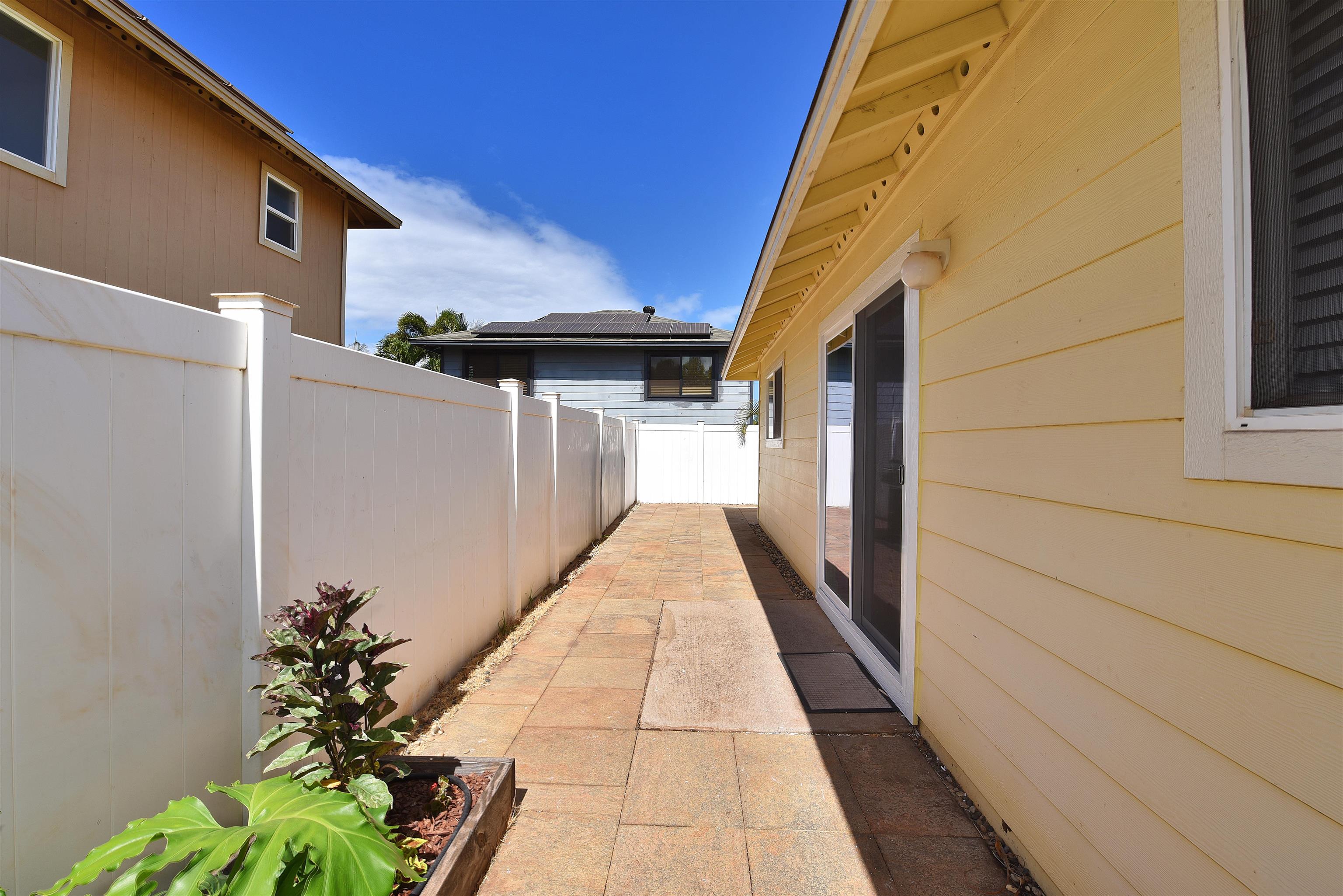 Kihei, Hawaii, 96753, United States, 3 Bedrooms Bedrooms, ,2 BathroomsBathrooms,Residential,For Sale,1896219