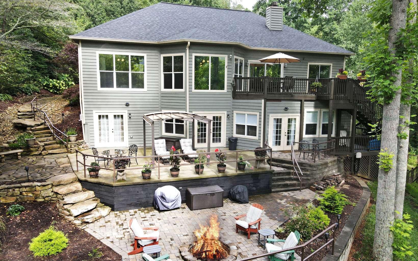 Hiawassee, Georgia, 30546, United States, 4 Bedrooms Bedrooms, ,4 BathroomsBathrooms,Residential,For Sale,1746240