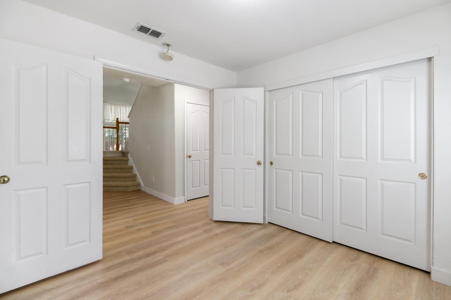 Folsom, California, 95630, United States, 4 Bedrooms Bedrooms, ,3 BathroomsBathrooms,Residential,For Sale,1926196