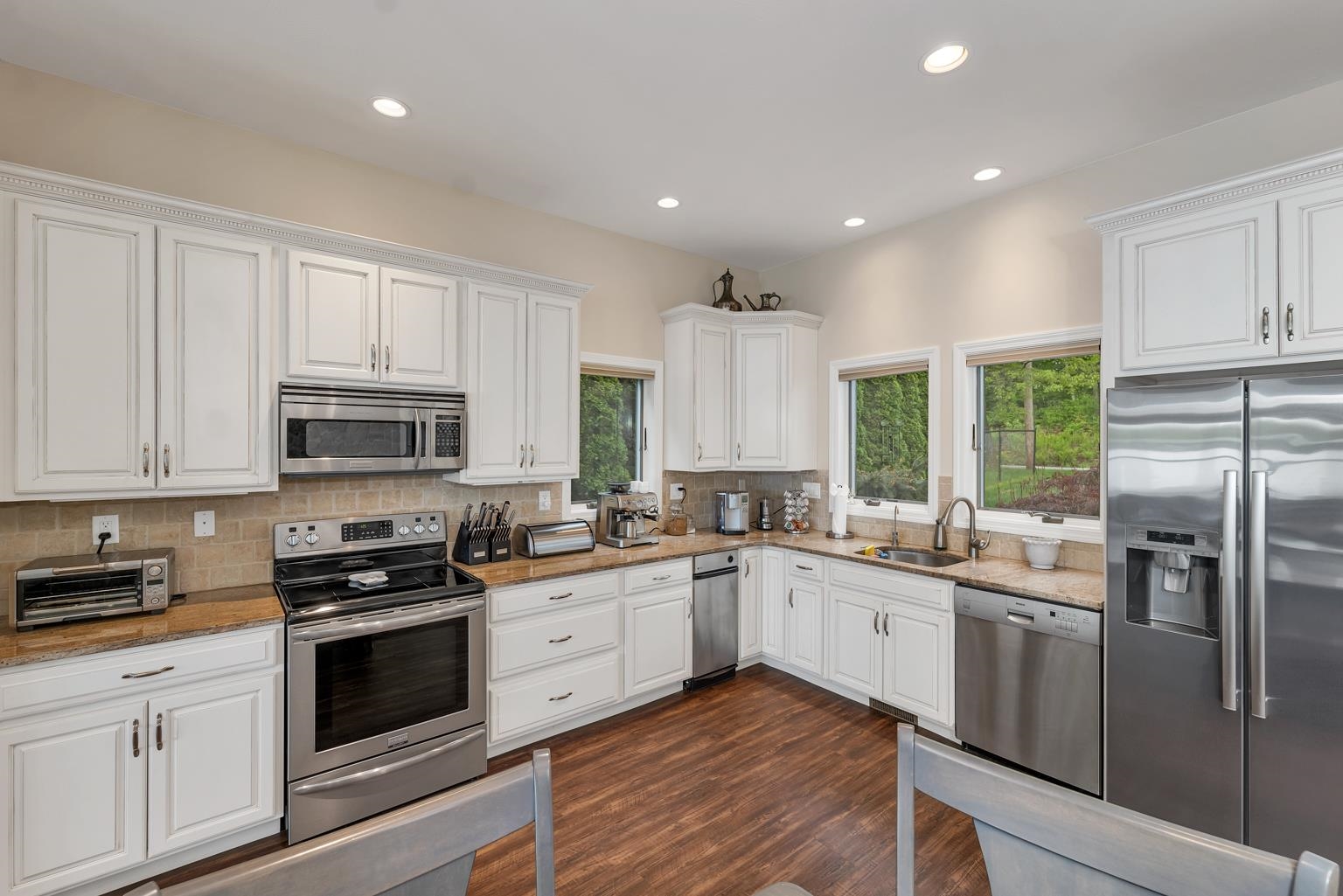 Laconia, New Hampshire, 03246, United States, 5 Bedrooms Bedrooms, ,3 BathroomsBathrooms,Residential,For Sale,1826870