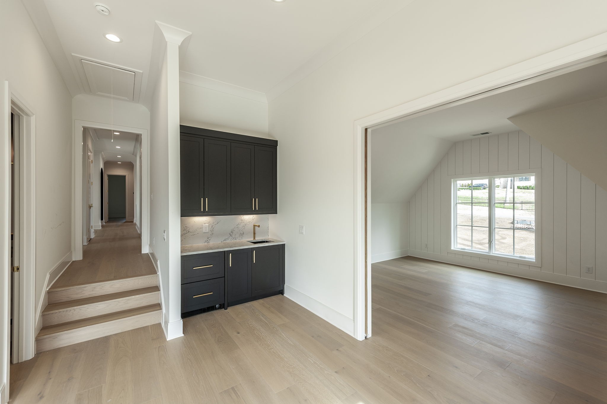 Nashville, Tennessee, 37205, United States, 5 Bedrooms Bedrooms, ,7 BathroomsBathrooms,Residential,For Sale,2008572