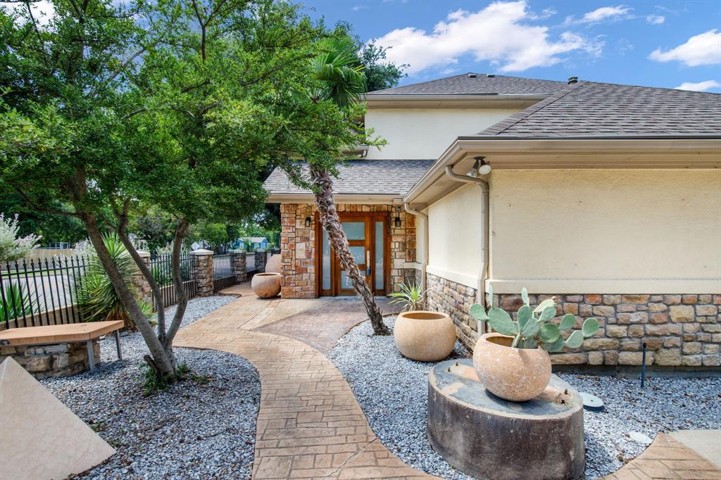 Dallas, Texas, 75235, United States, 3 Bedrooms Bedrooms, ,3 BathroomsBathrooms,Residential,For Sale,1906057