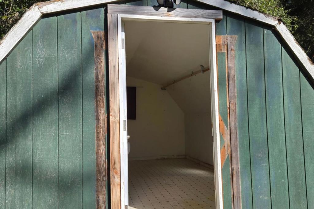 Salinas, California, 93908, United States, ,2 BathroomsBathrooms,Residential,For Sale,2006141